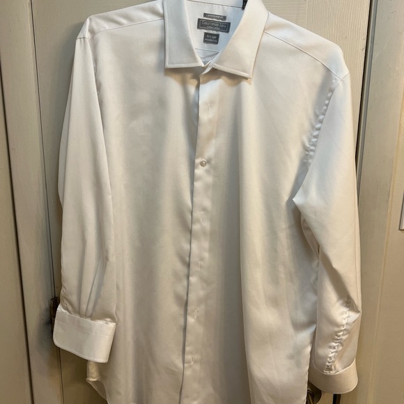 Grey suit worn once. Drycleaned, size in pictures - Picture 4 of 5